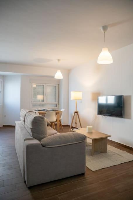 California Apartament Duenas Sevilla Bagian luar foto