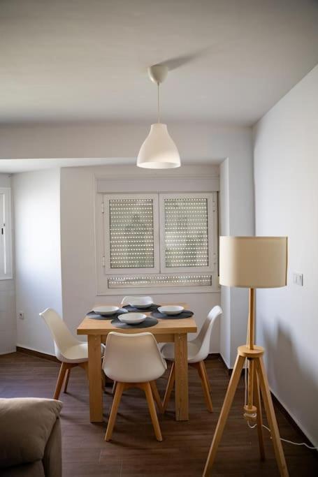 California Apartament Duenas Sevilla Bagian luar foto