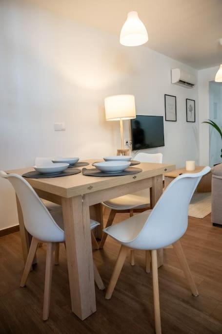 California Apartament Duenas Sevilla Bagian luar foto