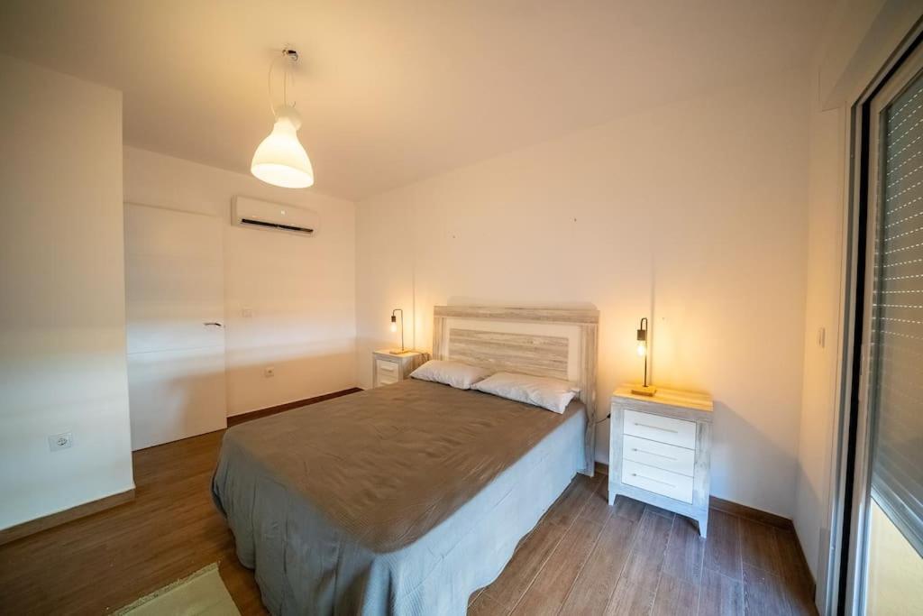 California Apartament Duenas Sevilla Bagian luar foto